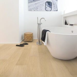 Tarima Quick Step Impressive Ultra Roble barnizado blanco